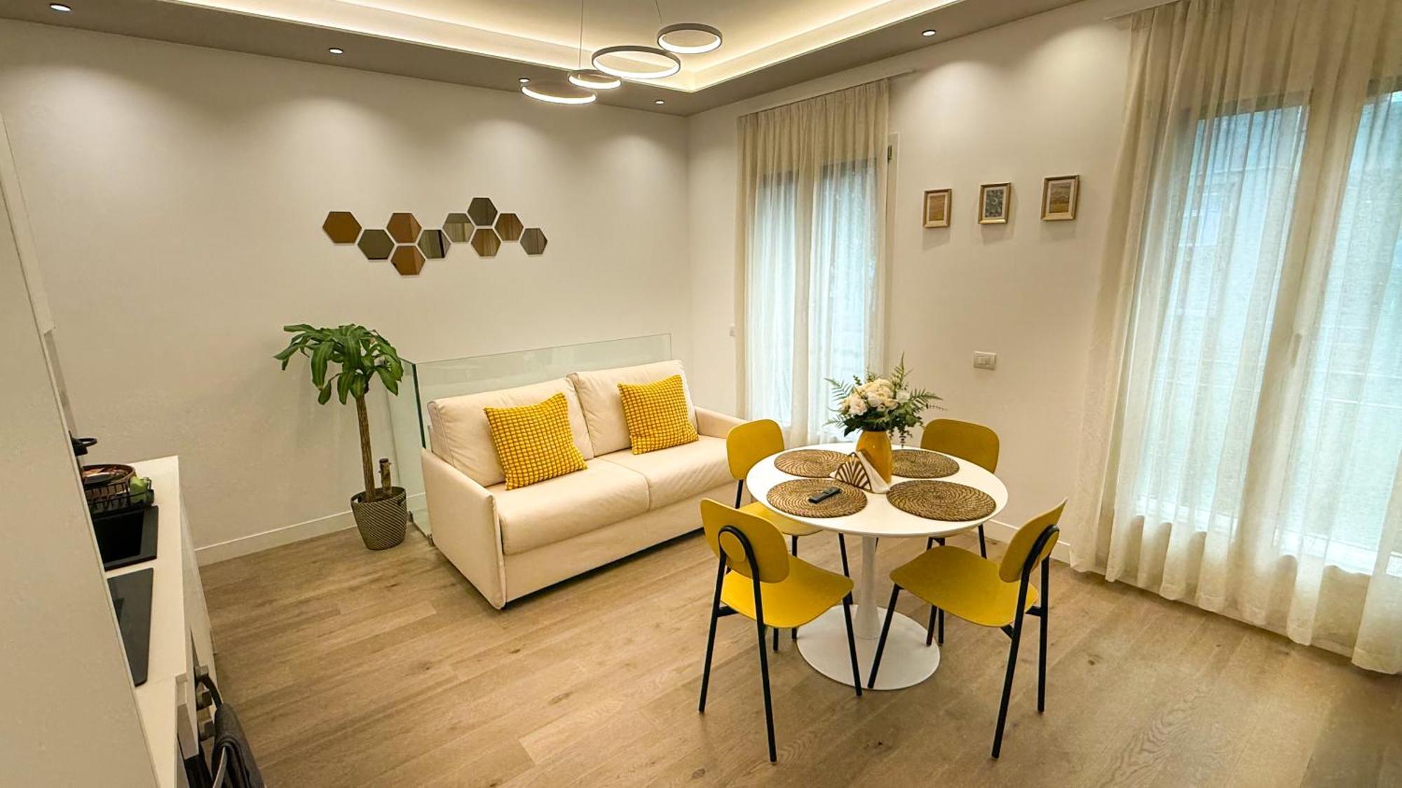 Bilocale Moderno Con Parcheggio E Self Check-in Fiera & Citylife Apartamento Milán