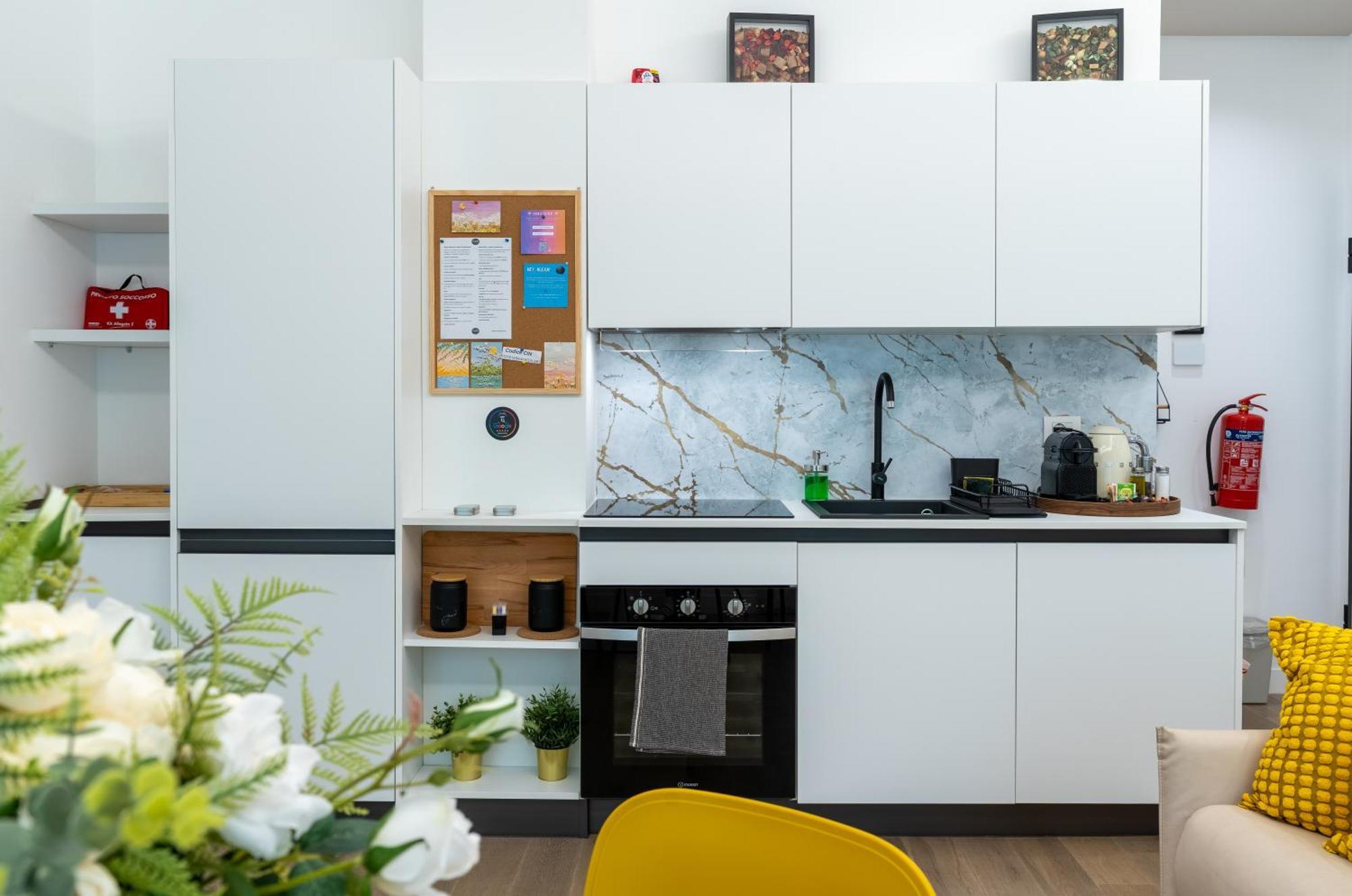 Bilocale Moderno Con Parcheggio E Self Check-in Fiera & Citylife Apartamento