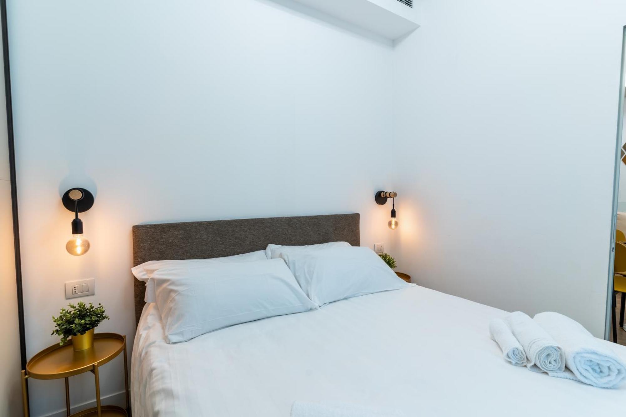 Apartamento Bilocale Moderno Con Parcheggio E Self Check-in Fiera & Citylife